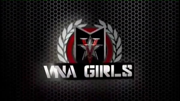 All Natural Blondie Samantha Rone Works Her Sexy Feet!