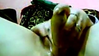 Arab Girl’s Banana Webcam Show